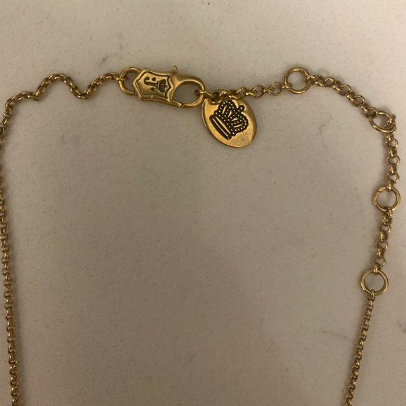 JUICY COUTURE Peace Rhinestone heart dove Necklace in Vintage clasp Box - Picture 4 of 7